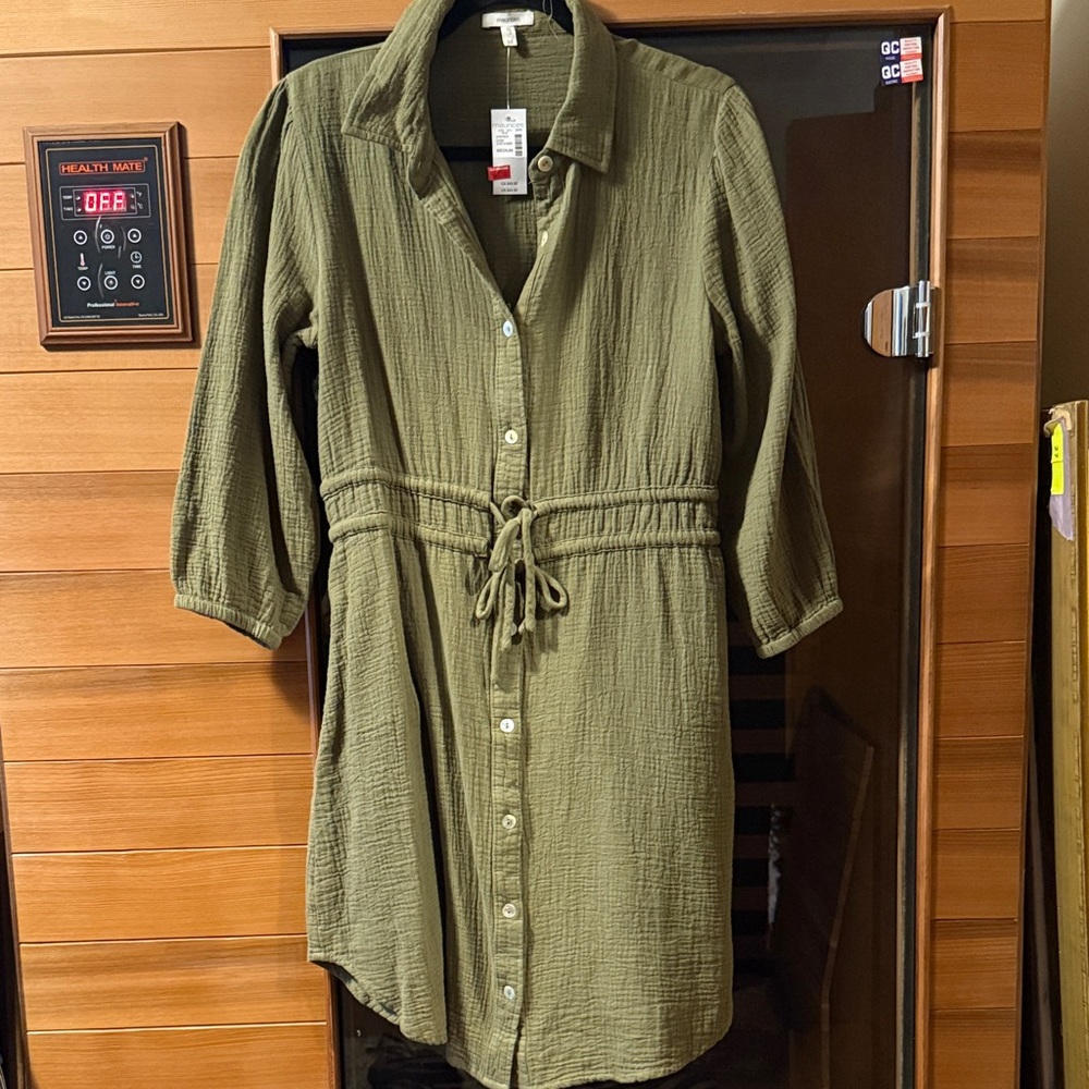 Maurices Olive Button-Down Women's Shirt new with tags